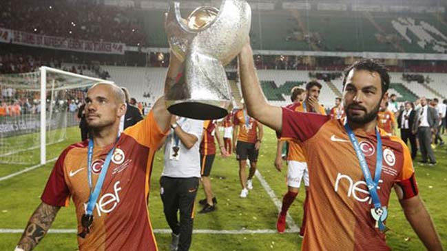 Galatasaraylı futbolculara büyük müjde!