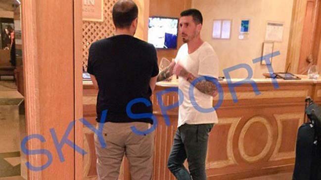 Sosa Milano'da! İmzayı atıyor...