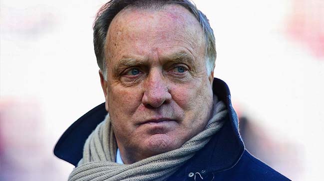 Advocaat resmen Fenerbahçe'de! İşte ilk sözleri...
