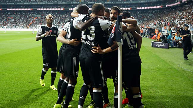 Son şampiyon müthiş başladı! Arena'da gol şov...