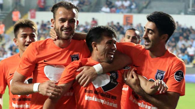 Başakşehir deplasmanda tur arıyor