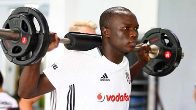 Aboubakar ilk antrenmanına çıktı!
