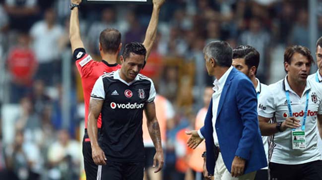 Adriano'ya Şenol Güneş engeli!