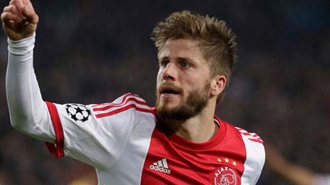 Kjaer'i arayarak Fenerbahçe'yi sordu!