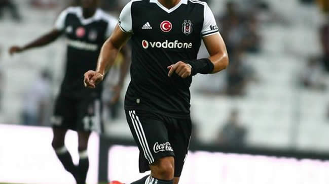 Fenerbahçe Beşiktaşlı yıldızı istiyor!