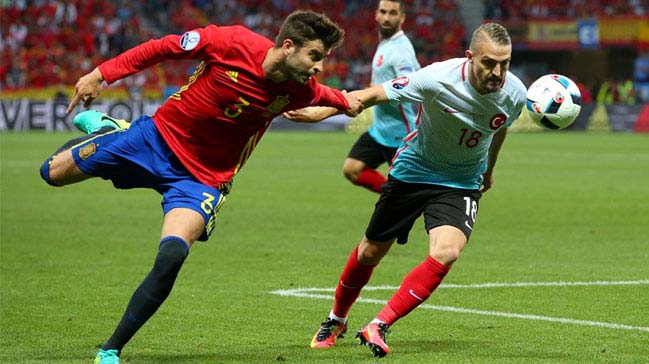 Caner Erkin geri dönüyor!