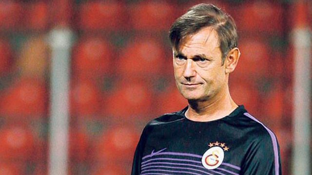 Galatasaray'da Hoek krizi!