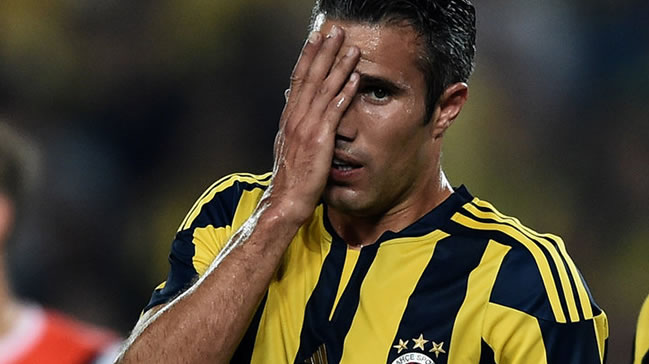 Van Persie'ye: İstemiyorsan defolup gidersin...