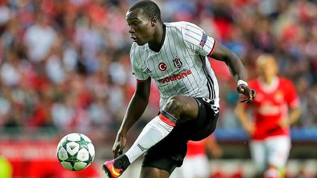Aboubakar gemileri yaktı!