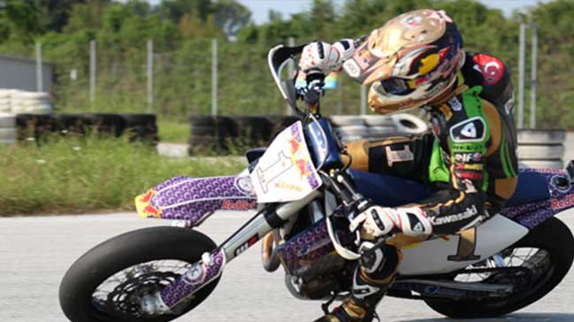 Sofuoğlu, Almanya'da sahne alıyor