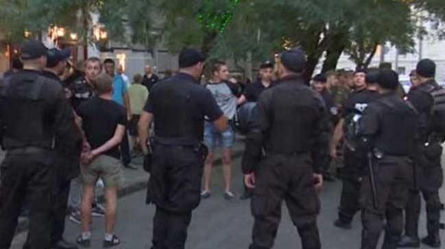 Ukrayna'dan şok haber! Fenerbahçeli taraftarın bacağı koptu...