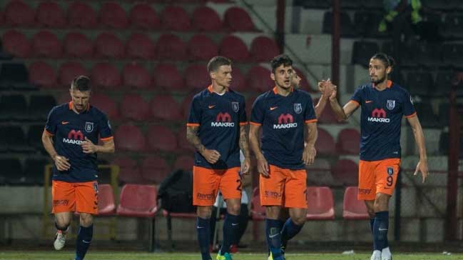 Başakşehir zirveye demir attı!