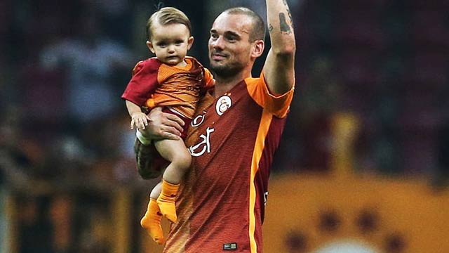 Galatasaray'da flaş Sneijder kararı!
