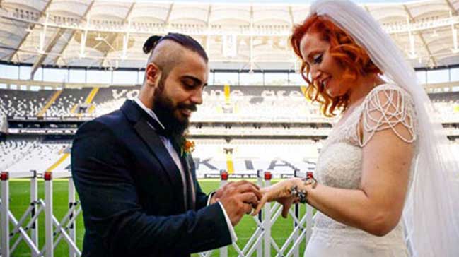 Maçta tanıştılar, Vodafone Arena'da evlendiler