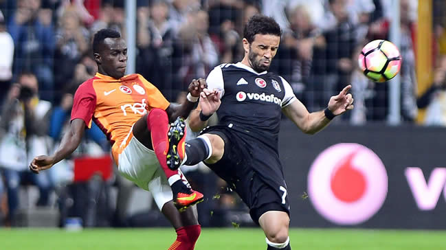 Gökhan Gönül'den Beşiktaş'a kötü haber
