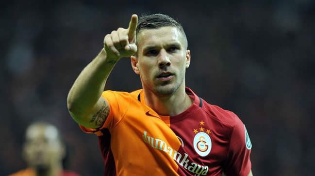 Podolski'den Galatasaraylılara iki müjde birden