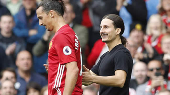 Ibrahimovic'in ikizi sahaya daldı