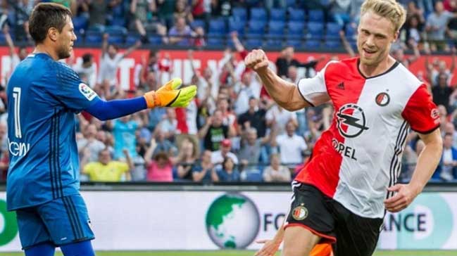 Feyenoord'un golcüsünden Fenerbahçe mesajı