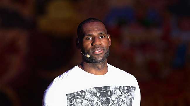 LeBron'dan milli marş kararı!