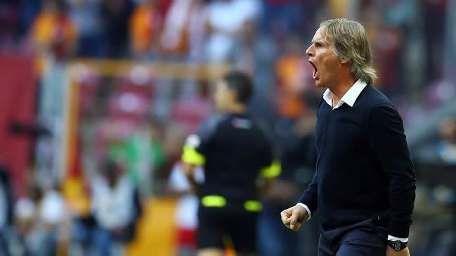 Riekerink Terim'i geride bıraktı!