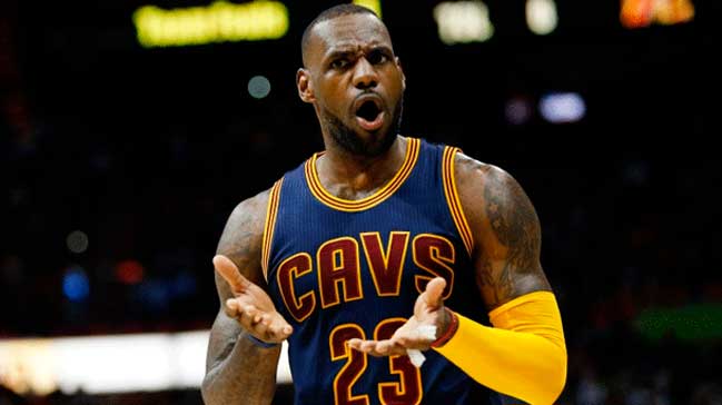 NBA yıldızı LeBron James resmen açıkladı!
