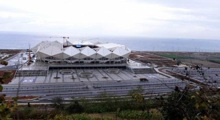 Akyazı'da canlı yayın kavgası!