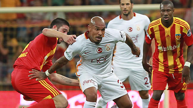 Galatasaray'da De Jong depremi!