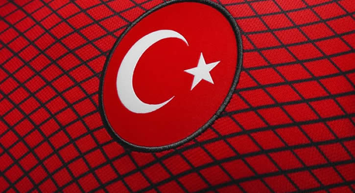 Tecrübeli oyuncu Milli Takım kadrosundan çıkartıldı