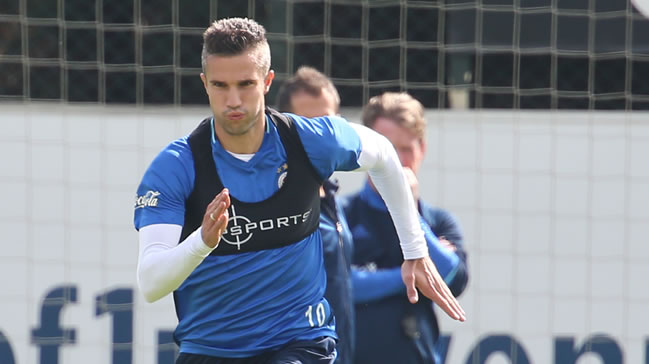 Van Persie'den Manchester United'a gözdağı