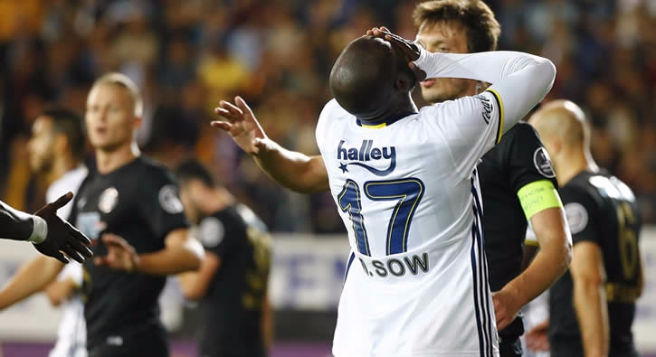 Fenerbahçe'de Moussa Sow şoku!