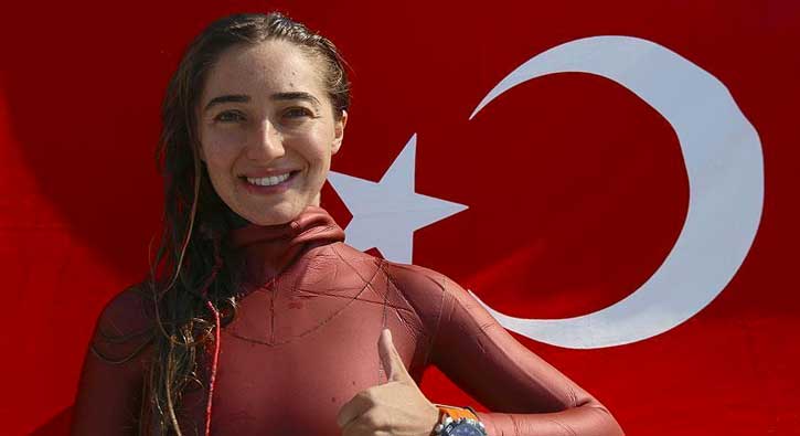 Şahika Ercümen'den tarihi başarı!
