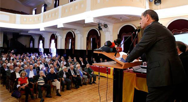 Galatasaray'da kritik Genel Kurul başladı