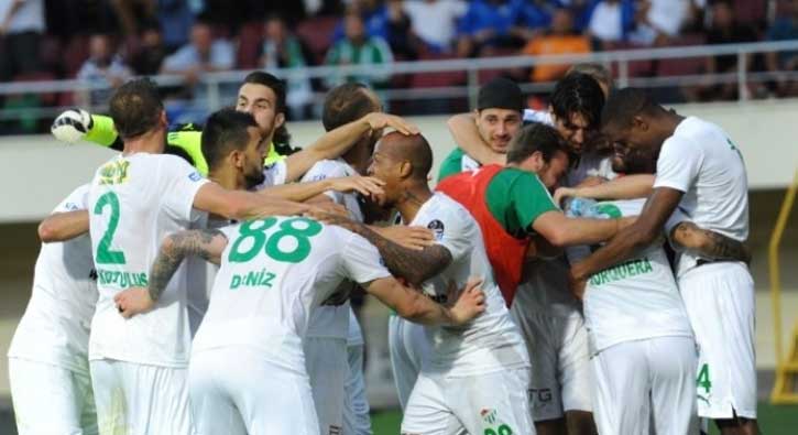 Bursaspor, Yomraspor'u yenerek gruplara çıktı!
