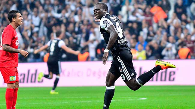 Aboubakar gidiyor, yerine yeni golcü geliyor...