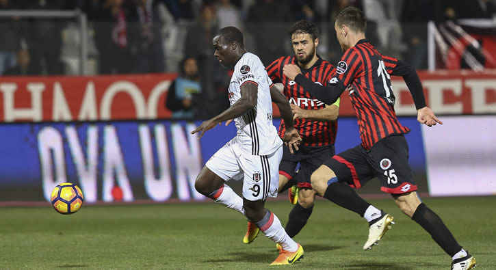 Beşiktaş Aboubakar oyundayken hiç gol yemedi