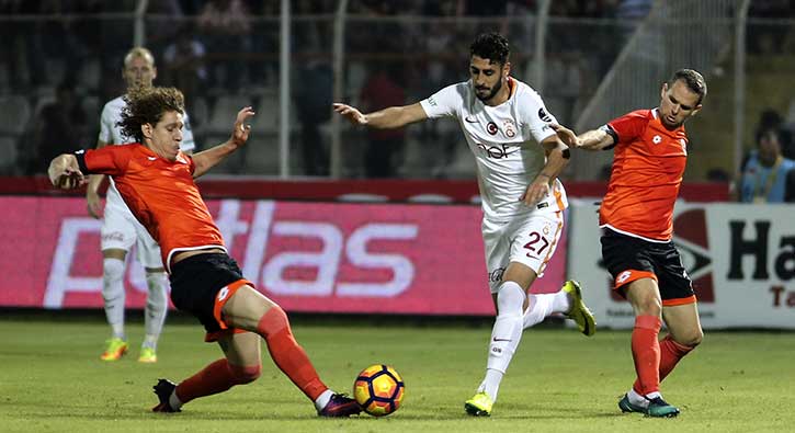 Adana'da Tolga Ciğerci şoku!