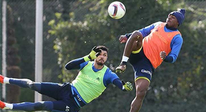 Fenerbahçe, Manchester'a bileniyor