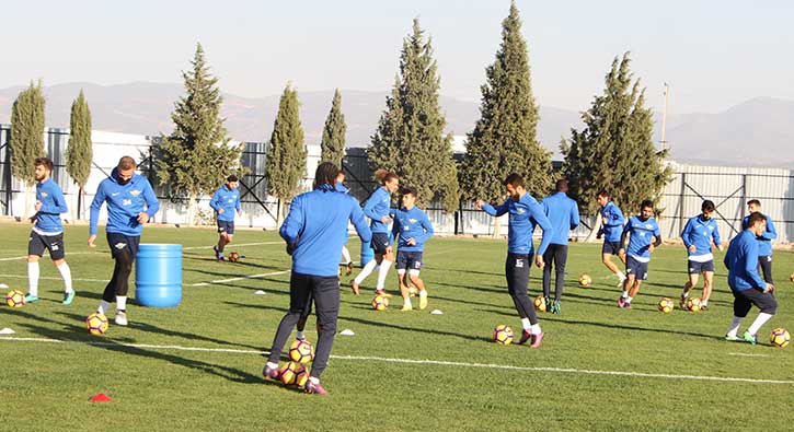 Akhisar'da hazırlıklar tam gaz! Fenerbahçe maçı...