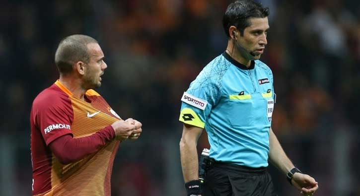 Sneijder çok sert çıktı! 'Diğer arkadaşlara sorun...'