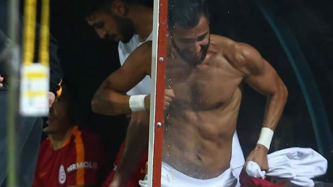 Tepkiden mi çekindi isyan mı etti?