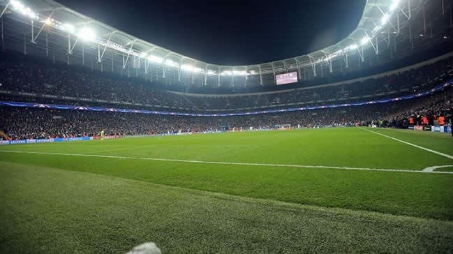 Vodafone Arena'yı İtalya'ya örnek gösterdi
