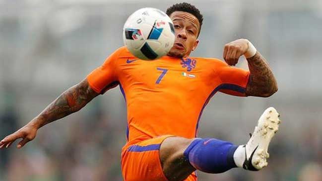 Fenerbahçe, Depay'a depar atıyor...