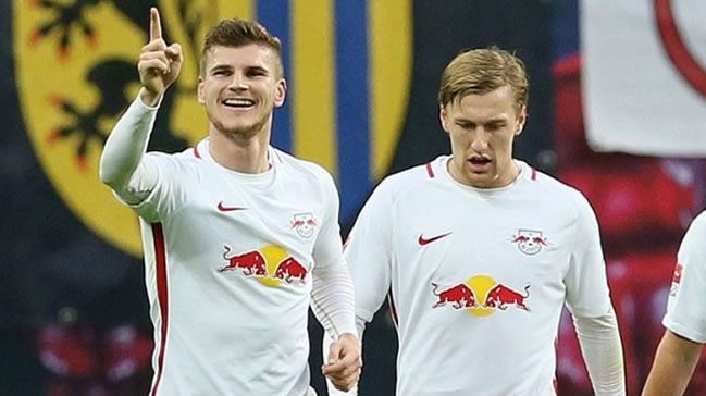 RB Leipzig Bayern'i yakaladı