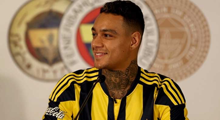 Van der Wiel'den taraftara mesaj!