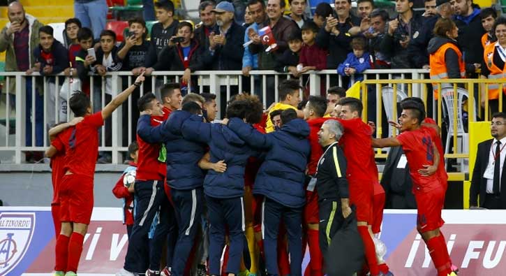 Altınordu'nun gençlerinden önemli galibiyet!