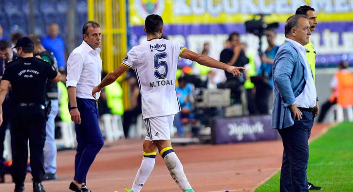 Advocaat kararını verdi! Mehmet Topal'ın yerine...