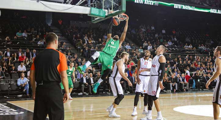 Darüşşafaka evinde nihayet kazandı