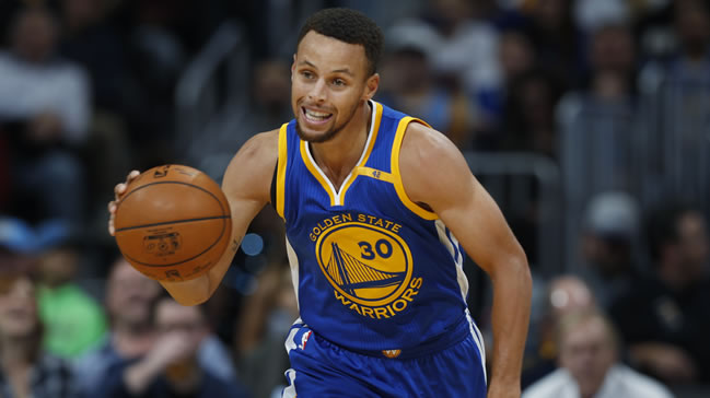 Stephen Curry'den 33 sayı