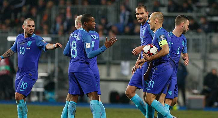 Hollanda deplasmanda kazandı! Sneijder...