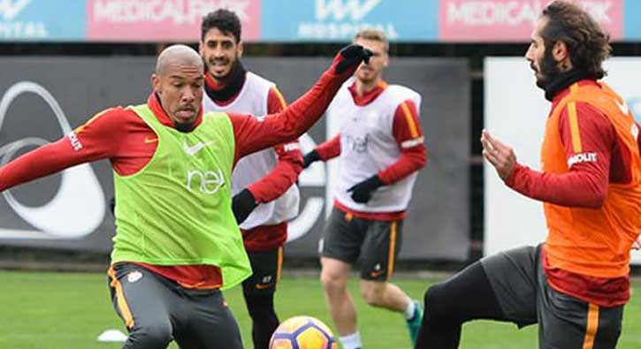 Galatasaray, Fenerbahçe'ye bileniyor